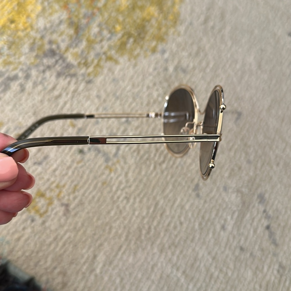 CHLOE GOLD SUNGLASSES - Picture 5 of 8